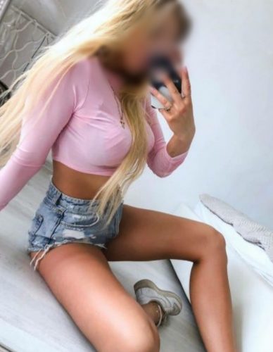 Erdemli'den Tatlı Escort Bayan- Deniz
