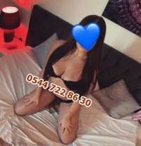 Büyüleyici Erdemli Escort: Mükemmel Zamanınız için Bekliyor