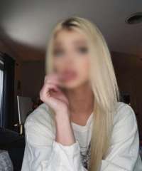 Erdemli Escort: Aşkın, Güzel ve Tutkulu Adresi