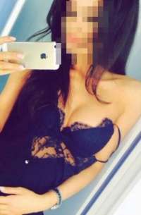 Erdemli Escort, Büyüleyici ve Özgüvenli