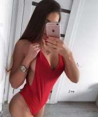Erdemli Escort Kızı Ilgın: Büyüleyici Güzellik ve Mükemmel Hizmet