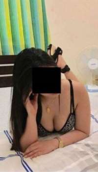 Erdemli Escort Kızı Ilgın: Büyüleyici Güzellik ve Mükemmel Hizmet