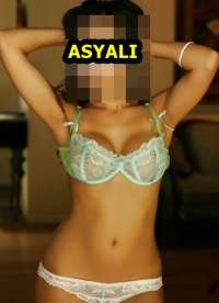 Erdemli Escort: Unutulmaz Güzelliği ve Kusursuz Hizmeti ile Hayranlık Uyandırıyor