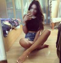 Sizinle Her Anını Paylaşmayı Seven Erdemli Escort Hatununuz